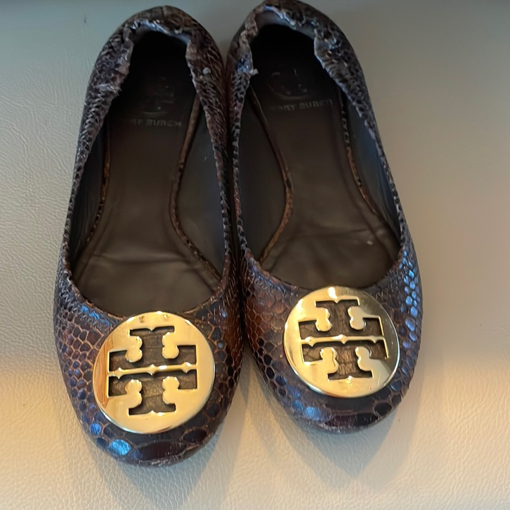 Tory Burch Flat  Leather Slip Ons Brown Crocodile  Size 6.5